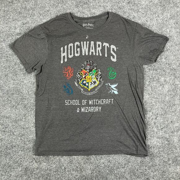 Harry Potter Hogwarts T-Shirt Mens L Gray Wizardry Crest Graphic Short Sleeve - Picture 2 of 7